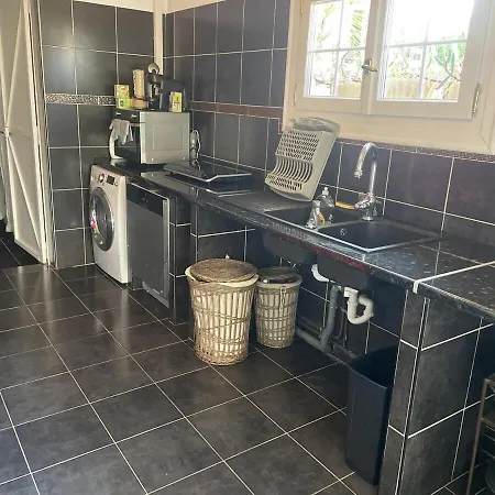 Beautiful 2 Bedroom 公寓